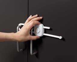 Safety 1st Secret Button SLide Lock image 1