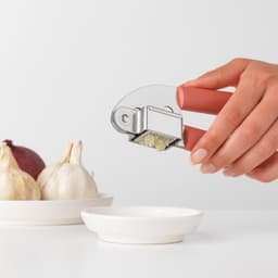 Brabantia TASTY+ Terracotta Pink Garlic Press image 2