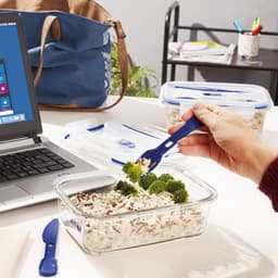 Luminarc Lunch Pure Box 1.22ml with Cutlery image 3