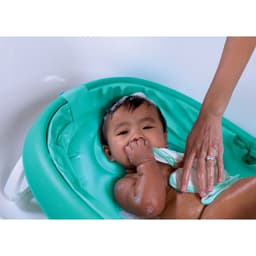 Summer Infant Fold Away Baby Bath image 2