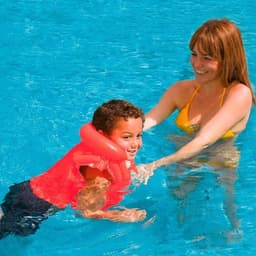 Intex Deluxe Swim Vest 50cmX47cm image 2