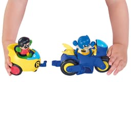 Toomies Batman & Robin 2 in 1 Bat-Motorcycle image 4