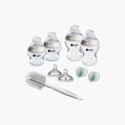 Tommee Tippee Closer to Nature Feeding Bottle Kit, Starter Set - Clear image 0