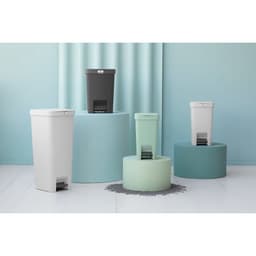 Brabantia SlepUp Pedal Bin 25L Dark Grey image 3