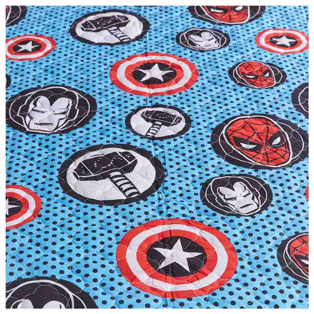Marvel Avengers Print Quilted Bedspread 150cm × 200cm