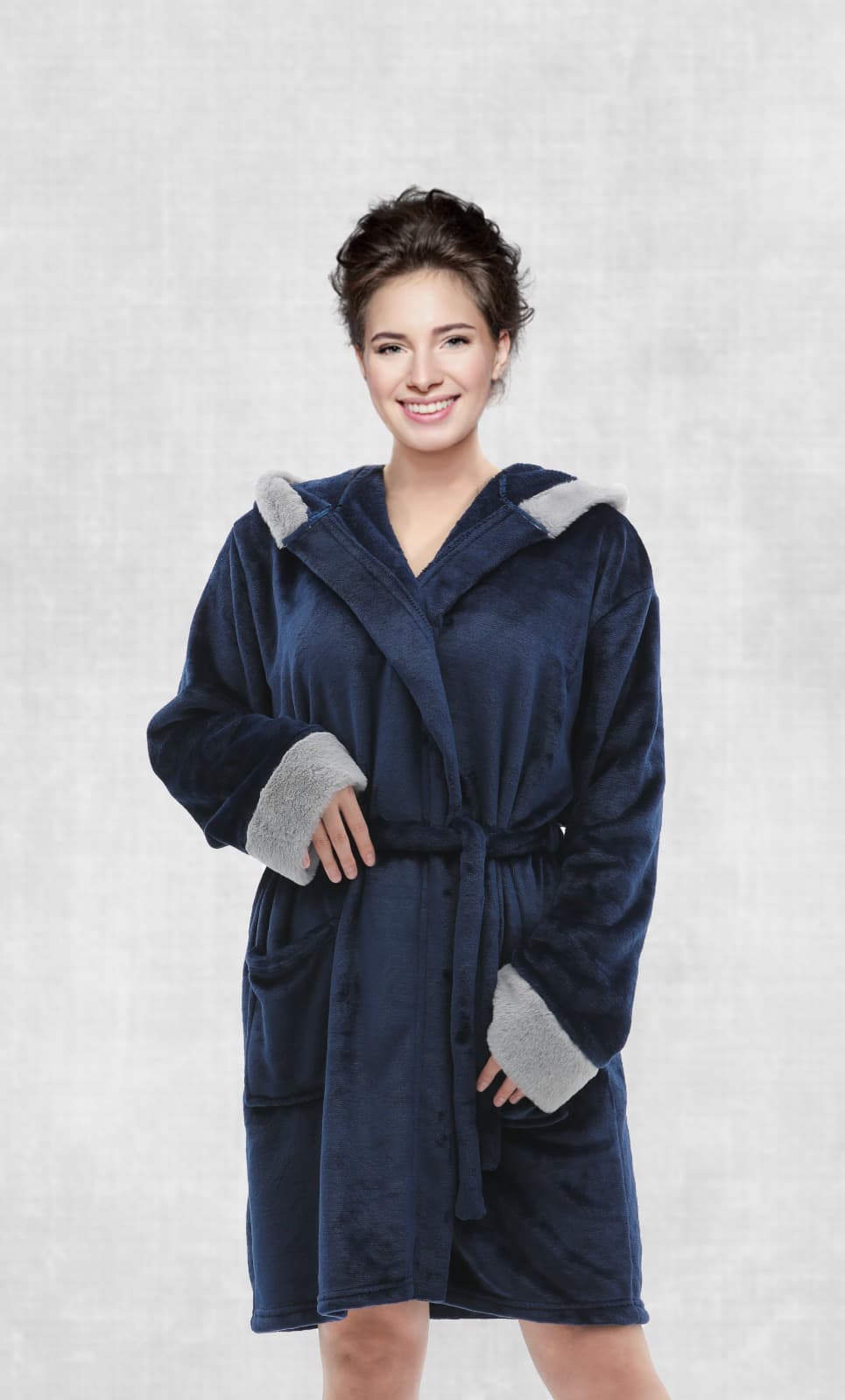 CANNON FLANNEL ROBE Fabric: 100 % Polyester BLU