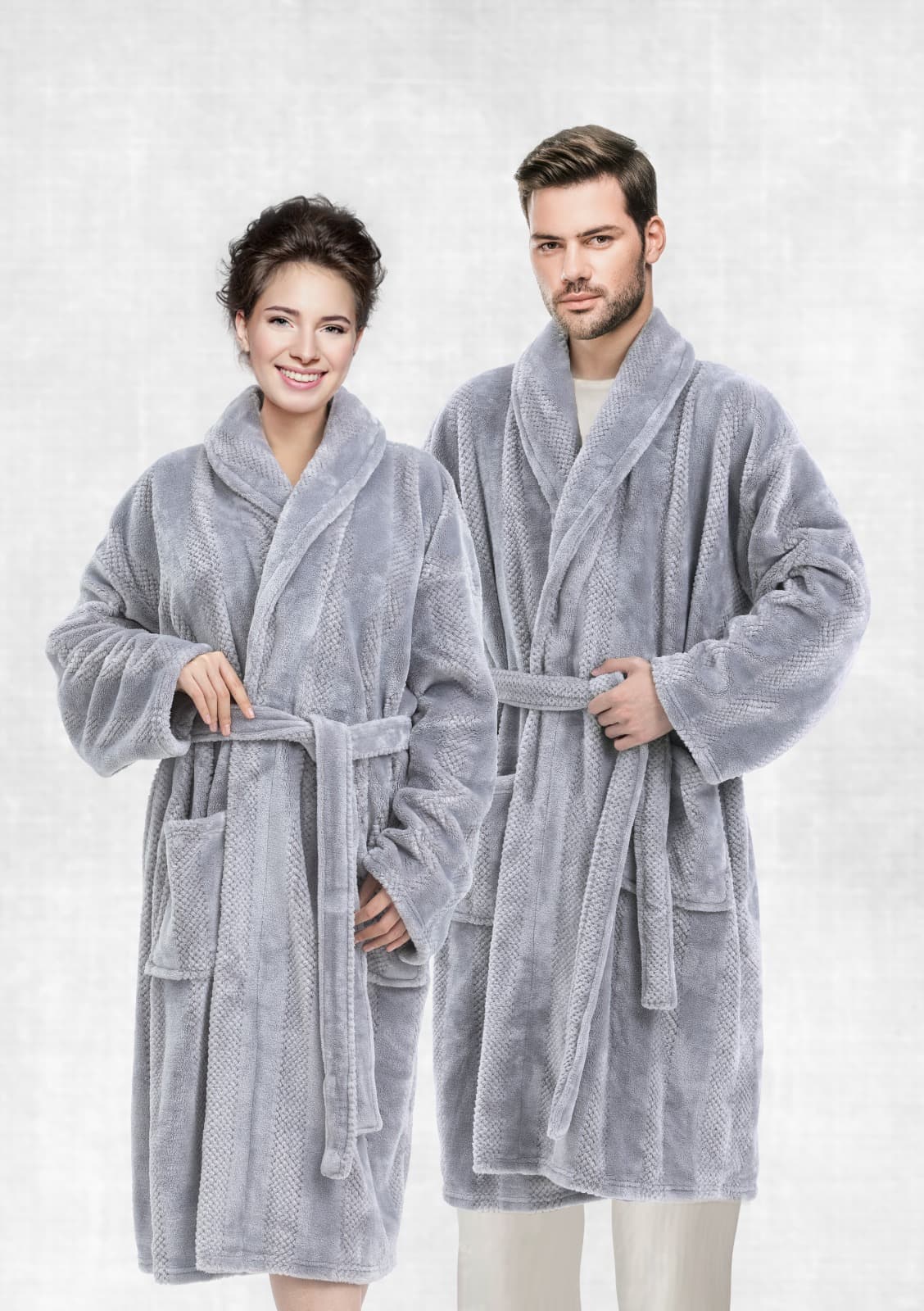 Cannon Embossed Flannel Robe Lgrey